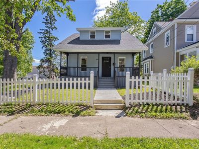 203 Maple St