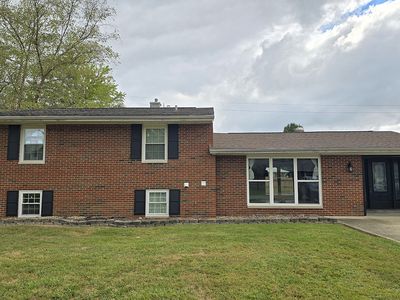 Property at 20 Oak Park Dr W, Centralia, IL