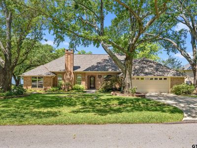21184 Bay View Dr