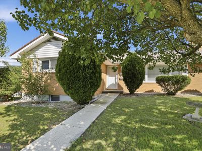380 Hilltop Ave