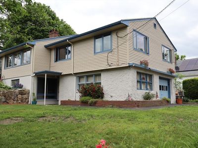 22 Burdett Rd