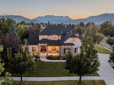 876 Ledgestone Ln