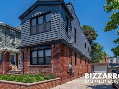 935 E 31st St