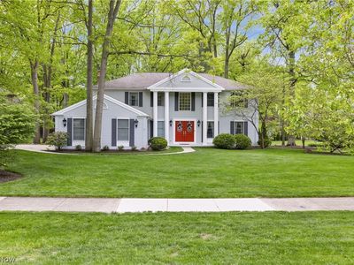 Property at 2180 Macon Ct, Westlake, OH