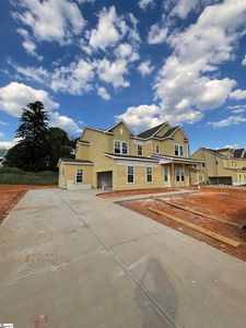 900 Cedarleaf Way