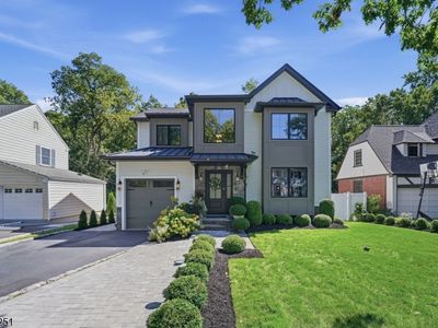 11 Marquette Rd