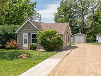 2018 7th Ave