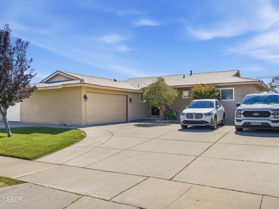 3133 Montano Dr