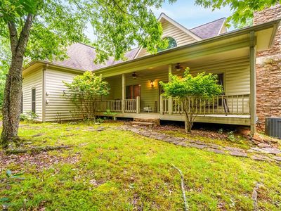 51 Hightower Trl