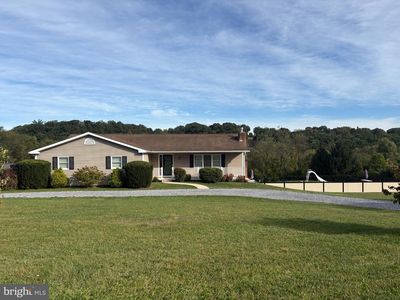 Property at 3691 W Weaver Rd, Greencastle, PA