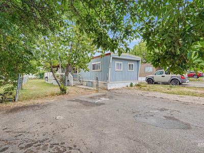 1214 N Sable Ln