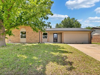 6028 Herschel Dr