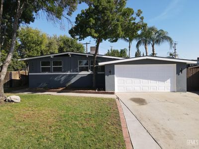 3025 Peerless Ave