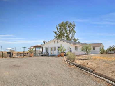 16291 Anaconda Rd
