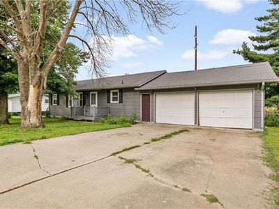2700 Meadowlark Ln