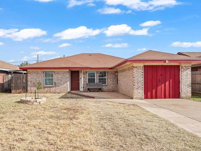 4729 Country Club Dr