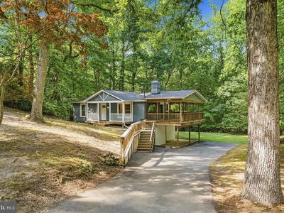 410 Hawthorne Ct