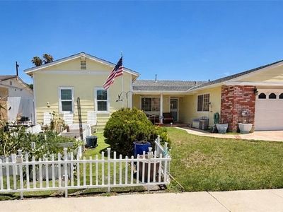 2735 Galena Ave
