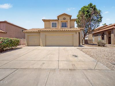 3130 E REDWOOD Lane