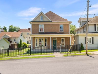 702 Benoni Ave