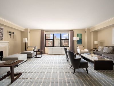 400 W End Ave APT 9E