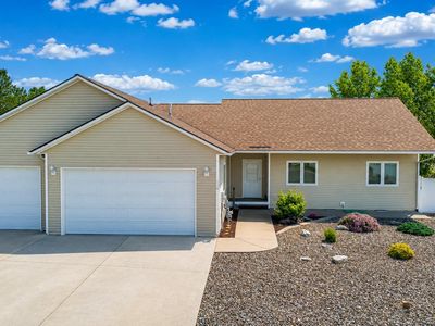 230 SW Sanna Ct