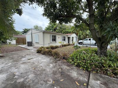 596 NW 109th St