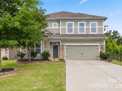 1042 Dina Dr