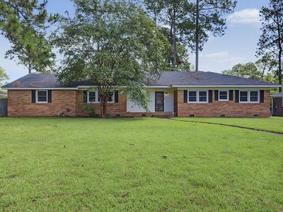 1902 Robinhood Rd