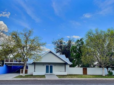 121 W Lincoln St