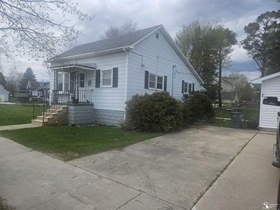 Property at 821 S 2nd Ave, Alpena, MI