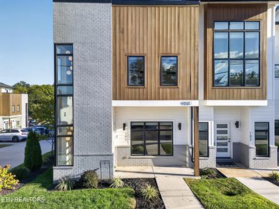 900 Phillips Ave Unit 103