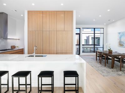 610 N Oak Cliff Blvd #202