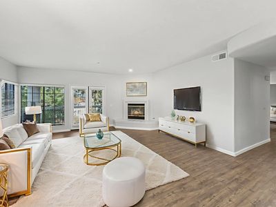 16458 Avenida Venusto Unit C