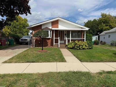 16117 Chesterfield Ave