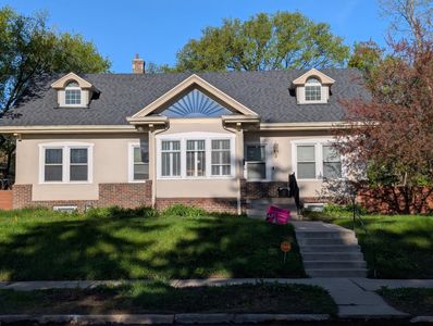 903 Logan Ave N