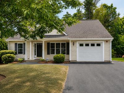2 Dixon Drive