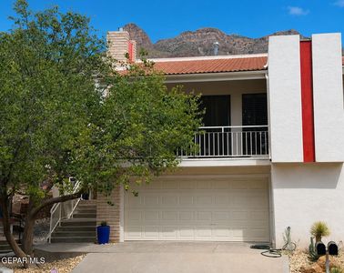 5733 Mira Grande Dr