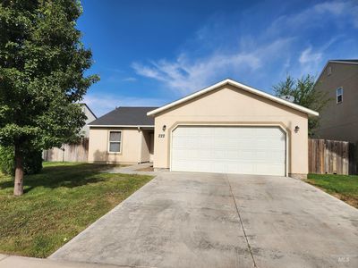 222 Middlepark Way