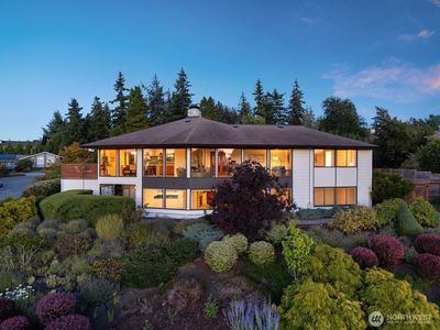 1011 E Toledo Street