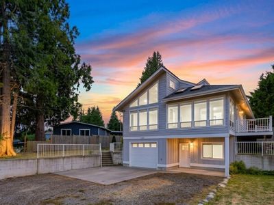 4487 Moresby Way