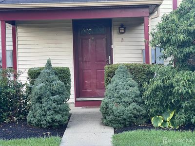 2 Chadwick Ct