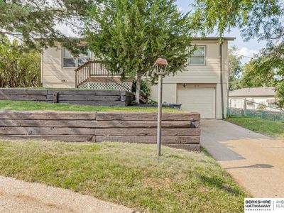 1210 Sunny Ln