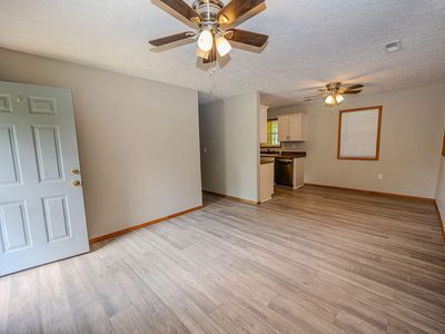 995 Cobhill Rd