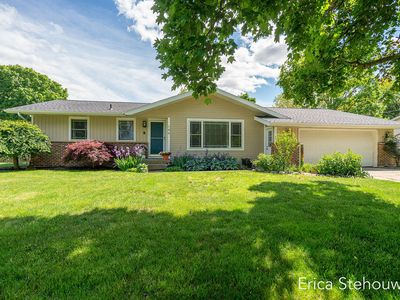 146 Sunnyview Dr SW