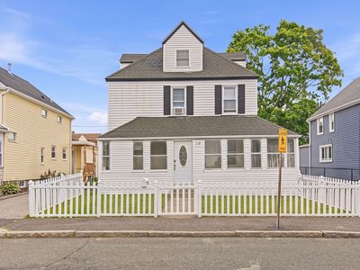20 Bell St
