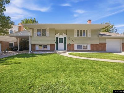 1260 Kingsbury Dr