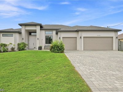 Property at 2524 SW 31st Lane Cpe, Coral, FL