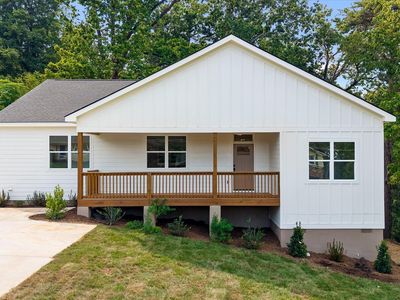 1413 Melody Ln