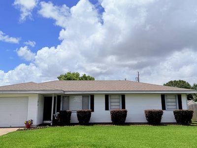 1412 Lamar Ave